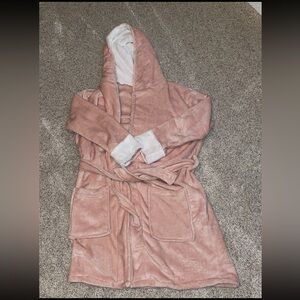 Women’s Robe